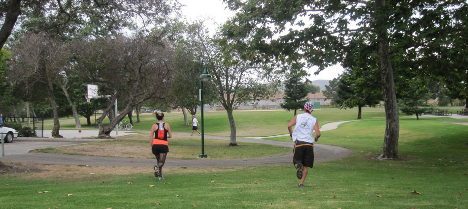 look, people actually run in this running group!